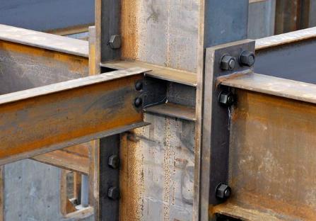 雨水對不銹鋼雕塑的侵蝕影響有多大